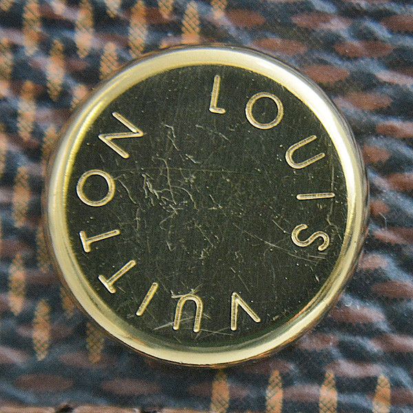 Louis Vuitton Louis Vuitton Louis Vuitton Damier Ebene 6 Key Holder N62630 Canvas Key Holder N62630 in Great Condition Size ONE SIZE - 5 Thumbnail