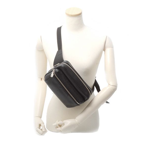 Louis Vuitton Louis Vuitton Louis Vuitton Men's Taiga Outdoor Bum Bag M33438 Canvas Belt Bag M33438 in Very Good Condition Size ONE SIZE - 10 Thumbnail