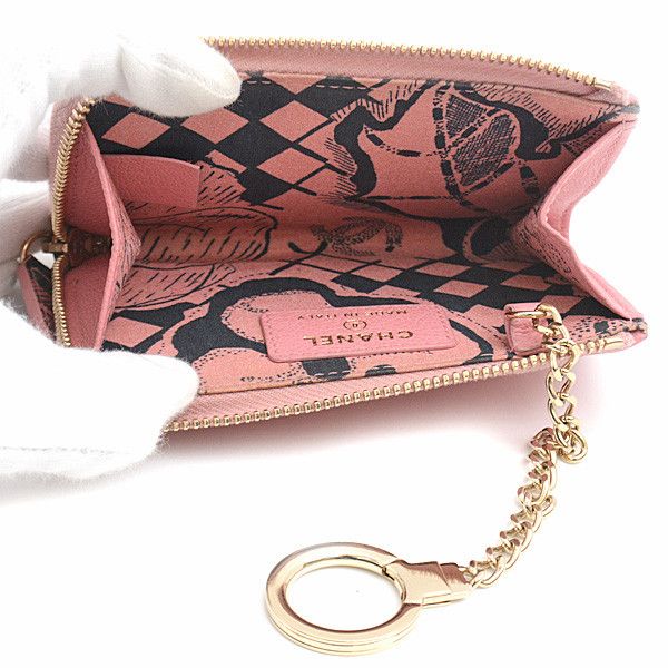 Chanel Chanel Chanel Lambskin Coin Case with Key Ring Pink Leather Coin Case A81646Y33399 in Great Condition Size ONE SIZE - 2 Thumbnail