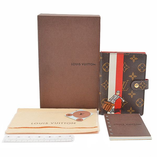 Louis Vuitton Louis Vuitton Louis Vuitton Monogram Canvas Agenda PM Notebook Cover R20018 Canvas Notebook Cover R20018 in Very Good Condition Size ONE SIZE - 10 Thumbnail