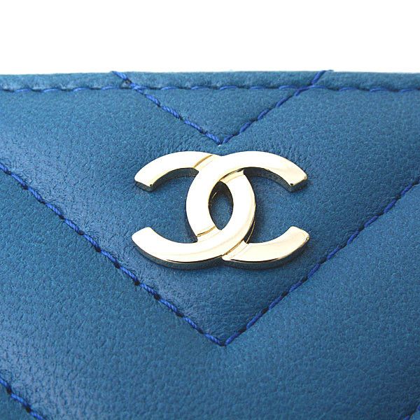 Chanel Chanel Chanel Chevron Lambskin Zip-Around Wallet Leather Long Wallet 2------- in Great Condition Size ONE SIZE - 4 Thumbnail