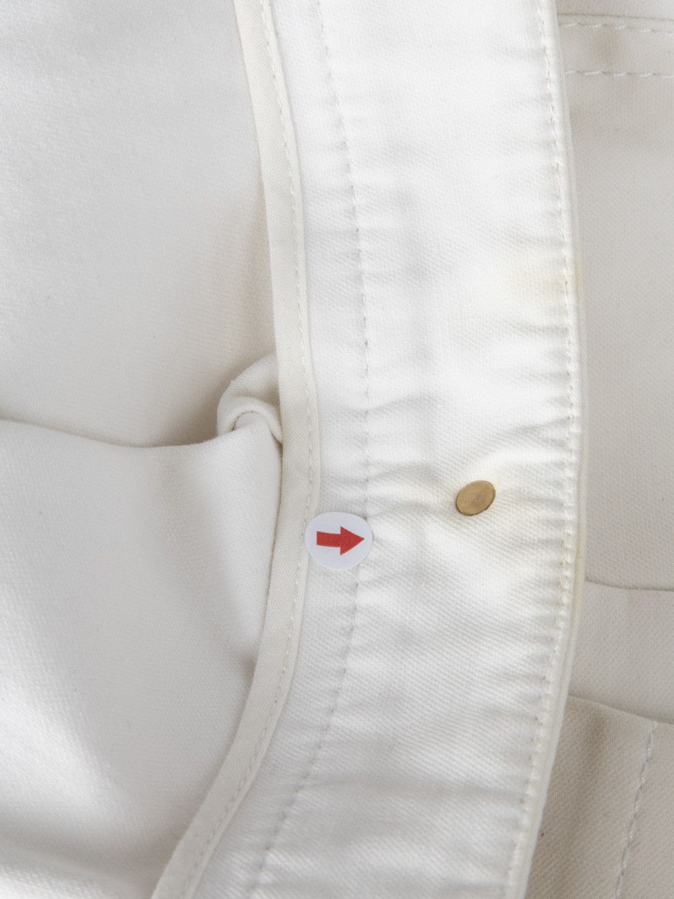 Celine White Chain Detail Cropped Trousers Size 28" / US 6 / IT 42 - 5 Thumbnail