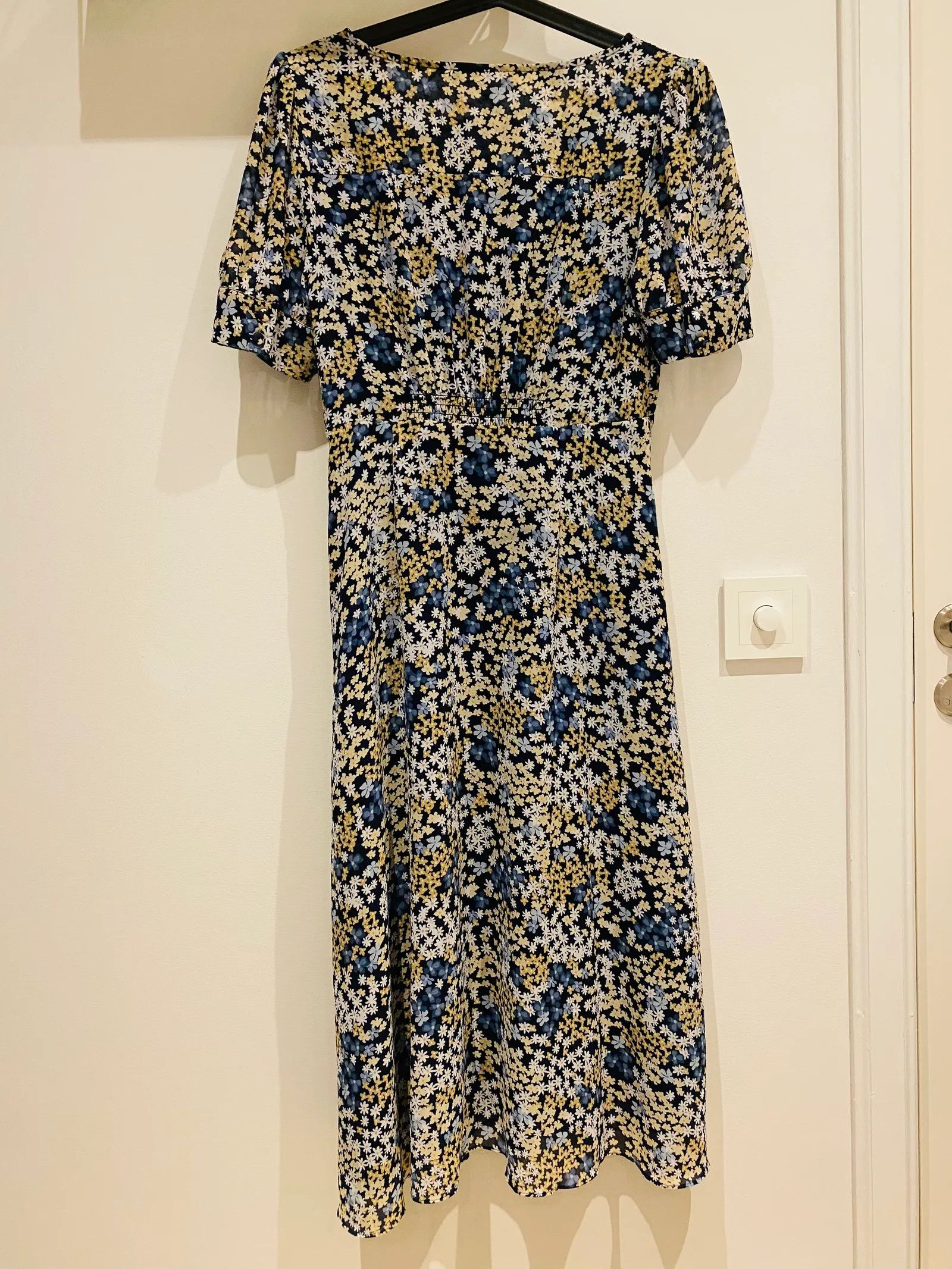 Michael Kors Michael Kors Michael Kors floral tea dress Dress Size S / US 4 / IT 40 - 4 Thumbnail