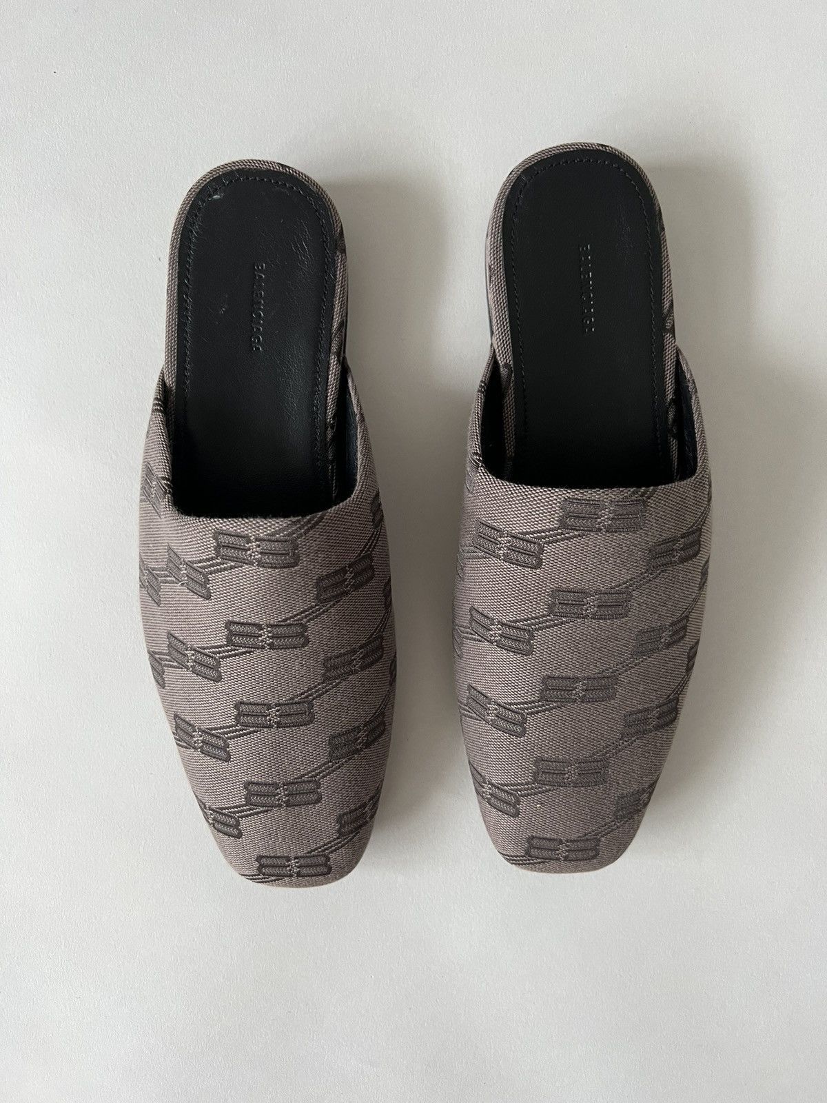 Balenciaga Balenciaga BB Monogram Mule Sandals Size US 8 / IT 38 - 2 Thumbnail