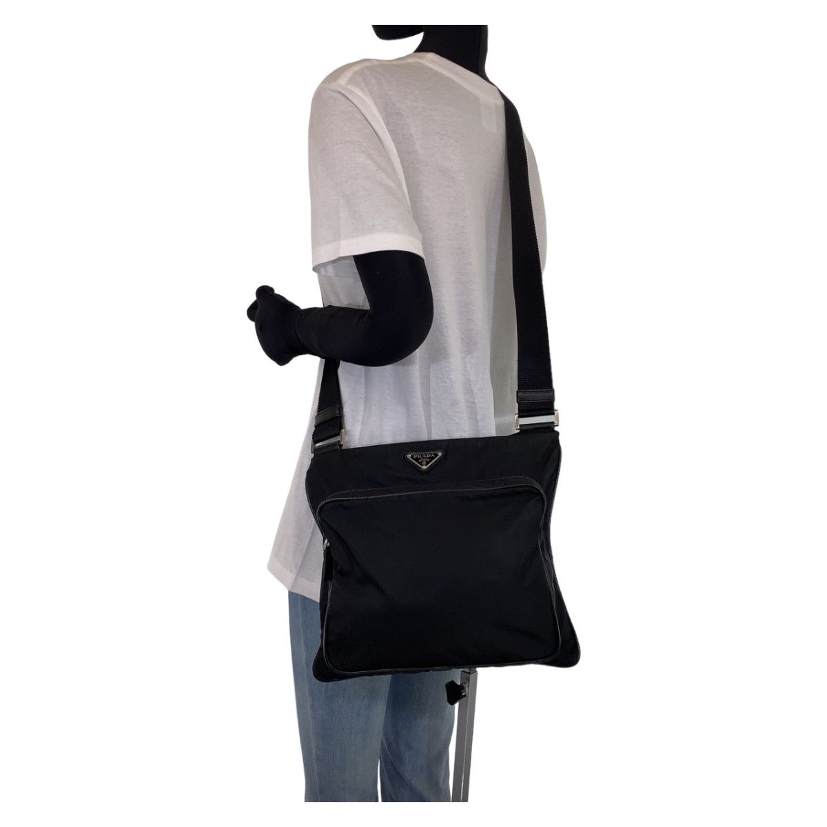 Prada Prada Prada Nylon Tessuto Shoulder Bag 404224 Canvas Crossbody Bag 404224 in Very Good Condition Size ONE SIZE - 6 Thumbnail