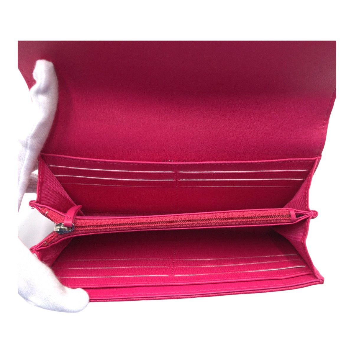 Chanel Chanel Chanel Matelasse Lambskin Long Wallet 404913 Leather Long Wallet 404913 in Very Good Condition Size ONE SIZE - 5 Thumbnail
