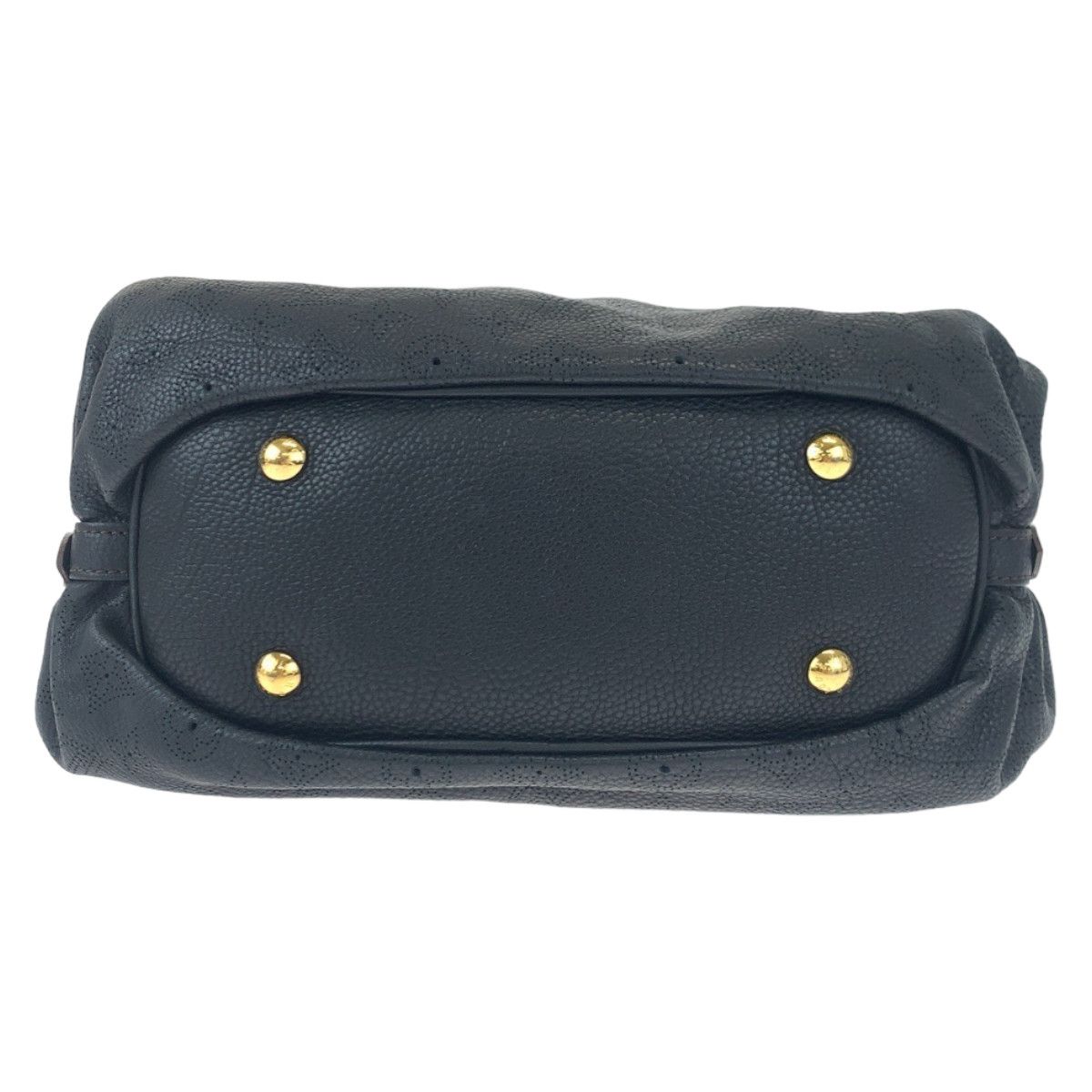 Louis Vuitton Louis Vuitton Louis Vuitton Monogram Mahina XS Leather Shoulder Bag M95972 Leather Crossbody Bag M95972 in Very Good Condition Size ONE SIZE - 9 Thumbnail