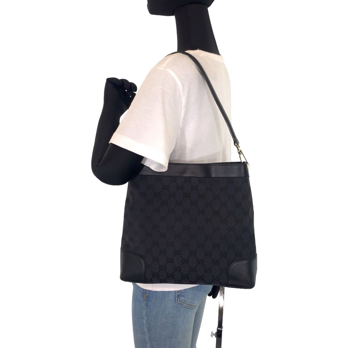 Gucci Gucci Gucci GG Canvas Shoulder Bag Black Silver Hardware Canvas Shoulder Bag 0014231 in Very Good Condition Size ONE SIZE - 7 Thumbnail