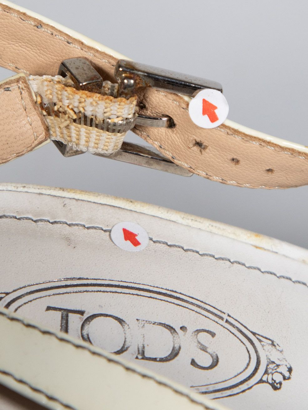 Tod's Ecru Patent T Buckle Detail Slingback Pumps Size US 8 / IT 38 - 15 Thumbnail