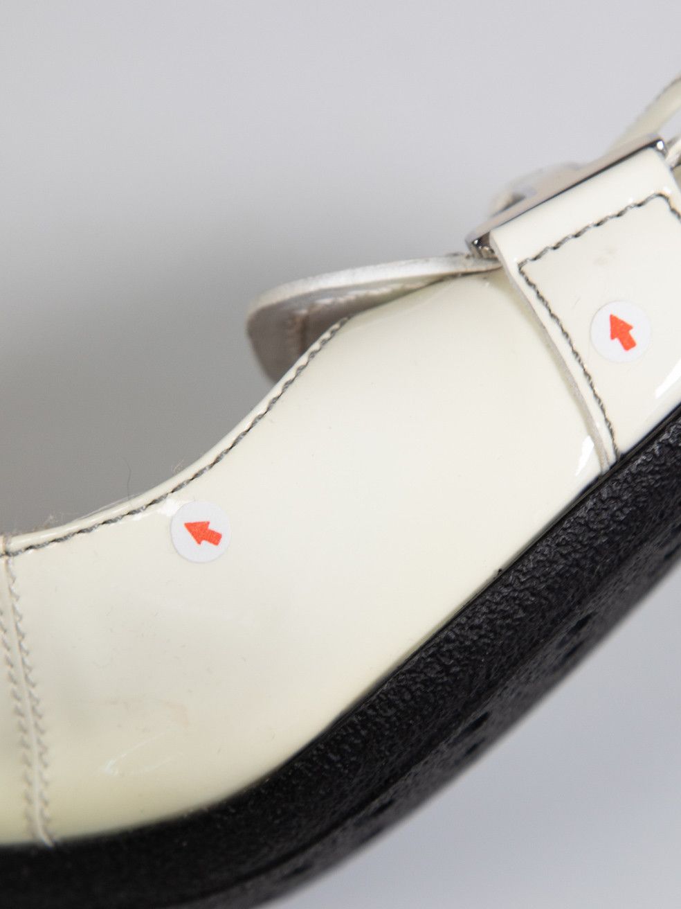 Tod's Ecru Patent T Buckle Detail Slingback Pumps Size US 8 / IT 38 - 9 Thumbnail