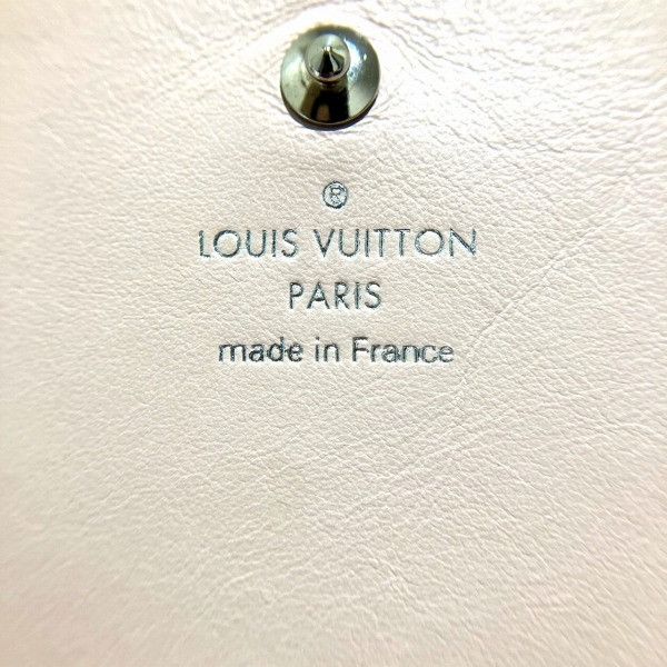 Louis Vuitton Louis Vuitton Louis Vuitton Mahina Leather Compact Wallet M68671 Leather Short Wallet M68671 in Good Condition Size ONE SIZE - 4 Thumbnail