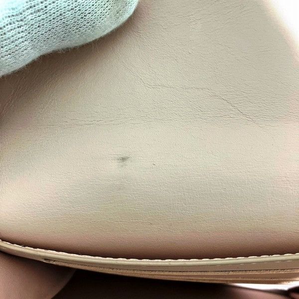 Louis Vuitton Louis Vuitton Louis Vuitton Mahina Leather Compact Wallet M68671 Leather Short Wallet M68671 in Good Condition Size ONE SIZE - 7 Thumbnail
