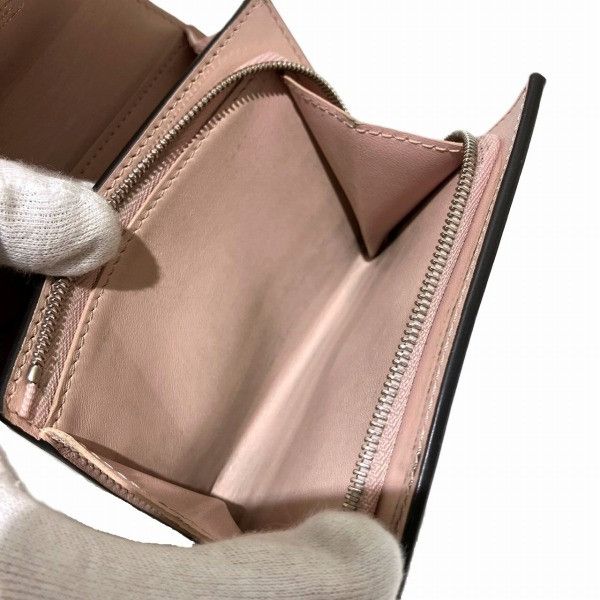 Louis Vuitton Louis Vuitton Louis Vuitton Mahina Leather Compact Wallet M68671 Leather Short Wallet M68671 in Good Condition Size ONE SIZE - 5 Thumbnail