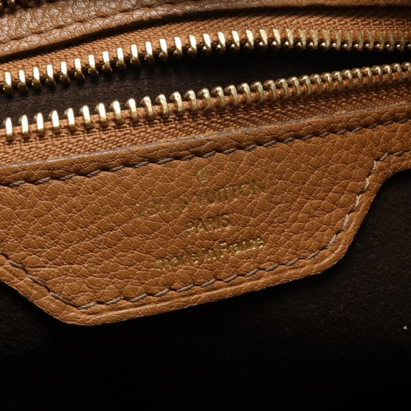 Louis Vuitton Louis Vuitton Selene PM Shoulder Bag Leather Shoulder Bag M94212 in Very Good Condition Size ONE SIZE - 4 Thumbnail