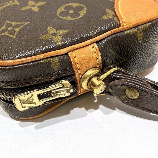 Louis Vuitton Louis Vuitton Louis Vuitton Monogram Marly Dragonne PM Clutch Bag M51827 Canvas Clutch Bag M51827 in Good Condition Size ONE SIZE - 8 Thumbnail