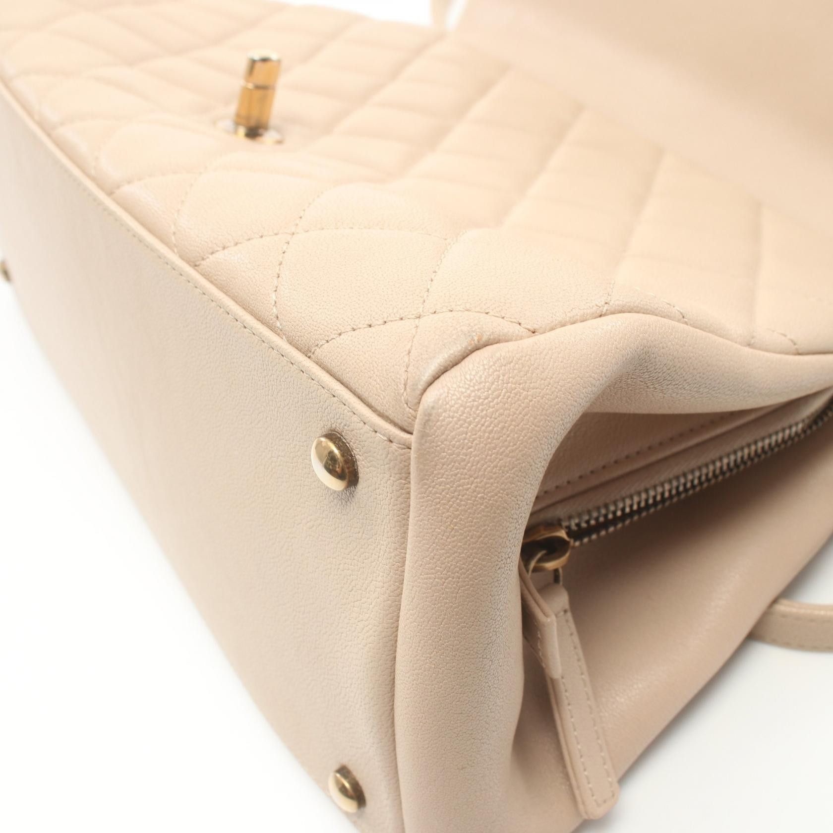 Chanel Chanel CC Quilted Caviar Chain Handle Bag Leather Handbag A93443 in Very Good Condition Size ONE SIZE - 6 Thumbnail