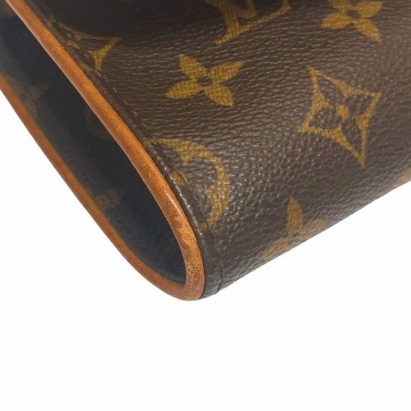 Louis Vuitton Louis Vuitton Louis Vuitton Monogram Pochette Twin GM Shoulder Bag M51852 Canvas Crossbody Bag M51852 in Fair Condition Size ONE SIZE - 4 Thumbnail