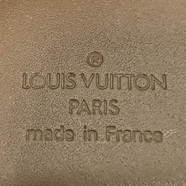 Louis Vuitton Louis Vuitton Louis Vuitton Vernis Leather Bloom Bifold Wallet M91152 Leather Short Wallet M91152 in Good Condition Size ONE SIZE - 4 Thumbnail