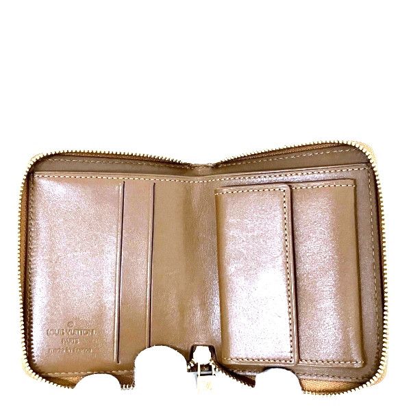 Louis Vuitton Louis Vuitton Louis Vuitton Vernis Leather Bloom Bifold Wallet M91152 Leather Short Wallet M91152 in Good Condition Size ONE SIZE - 2 Thumbnail