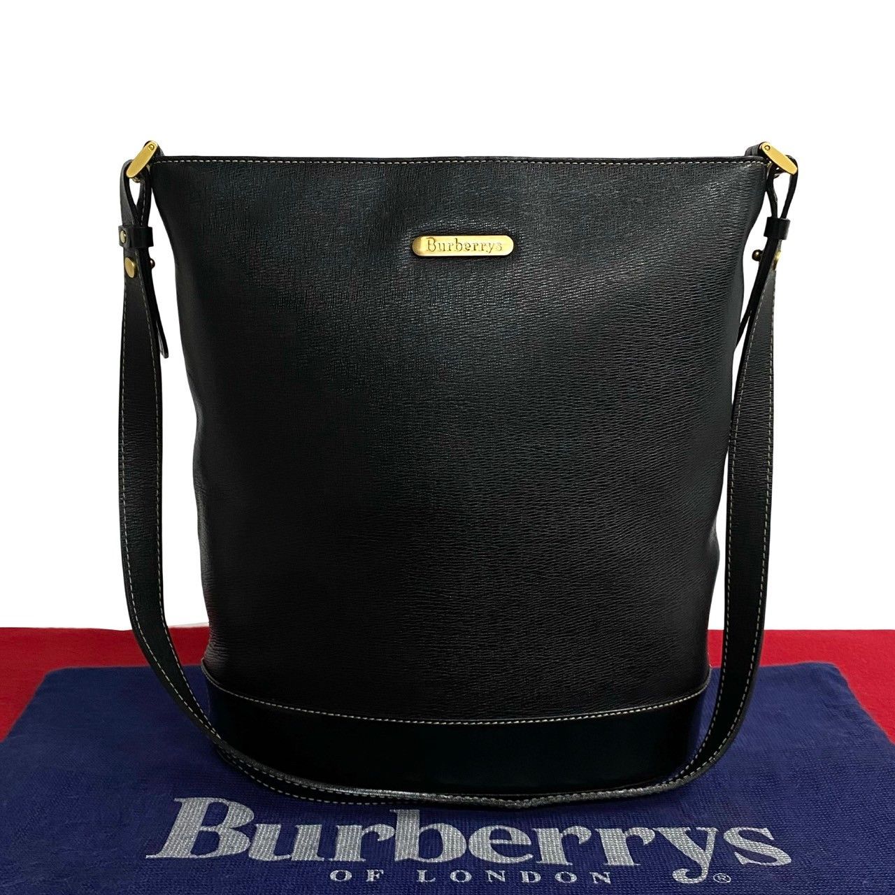 Burberry Burberry Leather Crossbody Bag Leather Crossbody Bag in Very Good Condition Size ONE SIZE - 9 Thumbnail