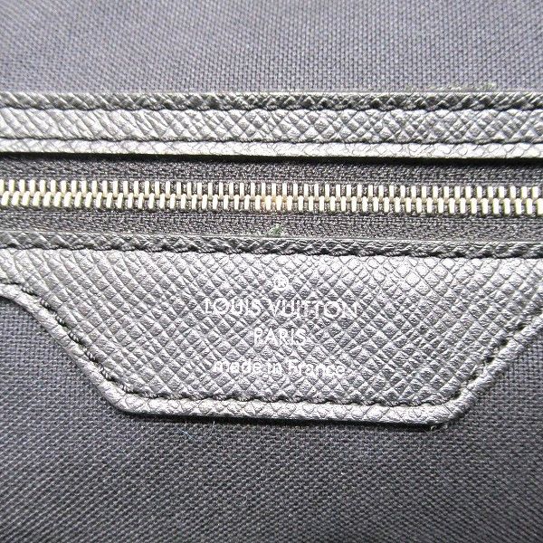 Louis Vuitton Louis Vuitton Louis Vuitton Taiga Igor Briefcase M31172 Leather Business Bag M31172 in Good Condition Size ONE SIZE - 5 Thumbnail