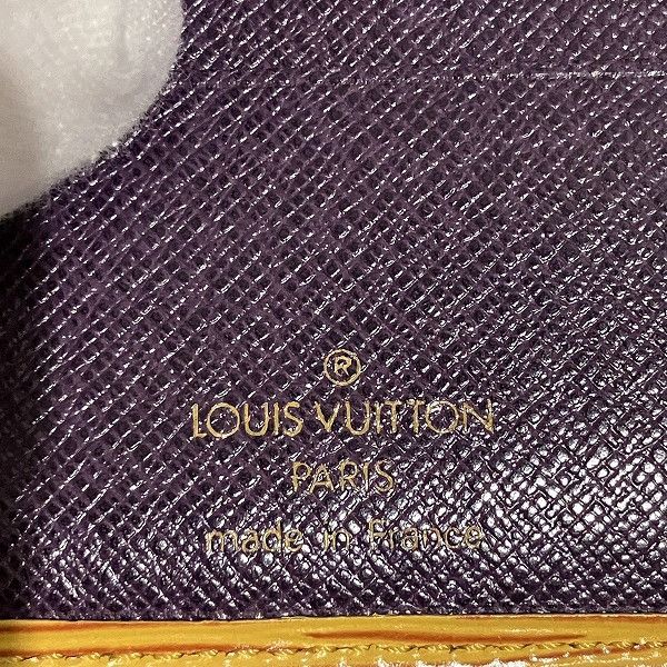 Louis Vuitton Louis Vuitton Louis Vuitton Epi Leather Bifold Wallet M63549 Leather Short Wallet M63549 in Good Condition Size ONE SIZE - 4 Thumbnail