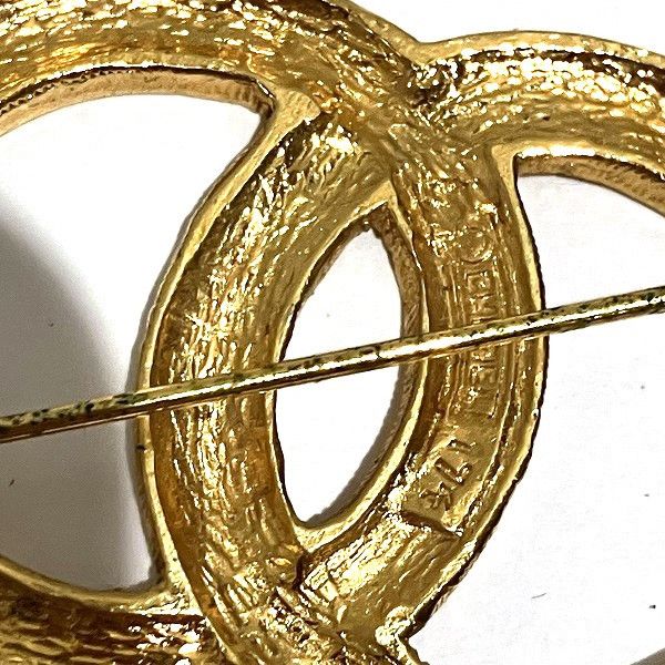 Chanel Chanel Chanel Coco Mark Brooch for Women Metal Brooch in Good Condition Size ONE SIZE - 9 Thumbnail