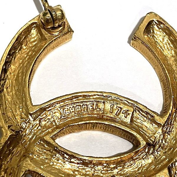 Chanel Chanel Chanel Coco Mark Brooch for Women Metal Brooch in Good Condition Size ONE SIZE - 2 Thumbnail