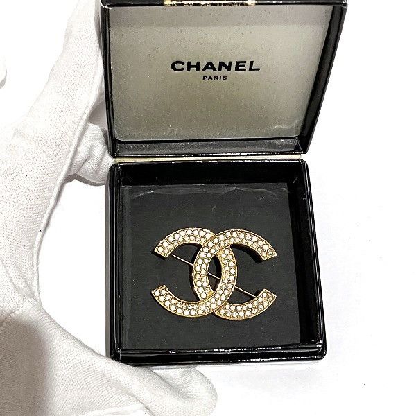 Chanel Chanel Chanel Coco Mark Brooch for Women Metal Brooch in Good Condition Size ONE SIZE - 8 Thumbnail