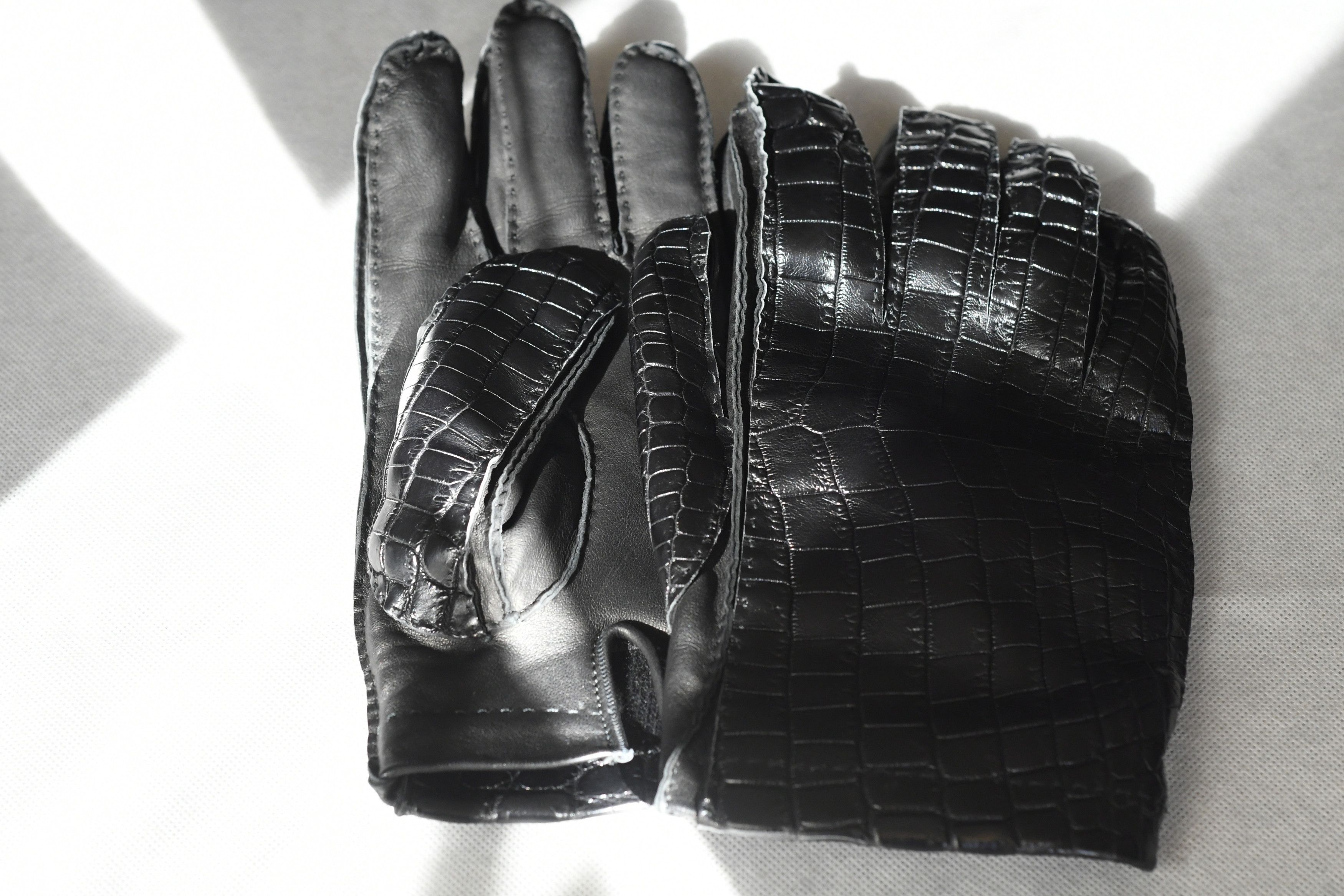 Prada Prada alligator gloves | Grailed