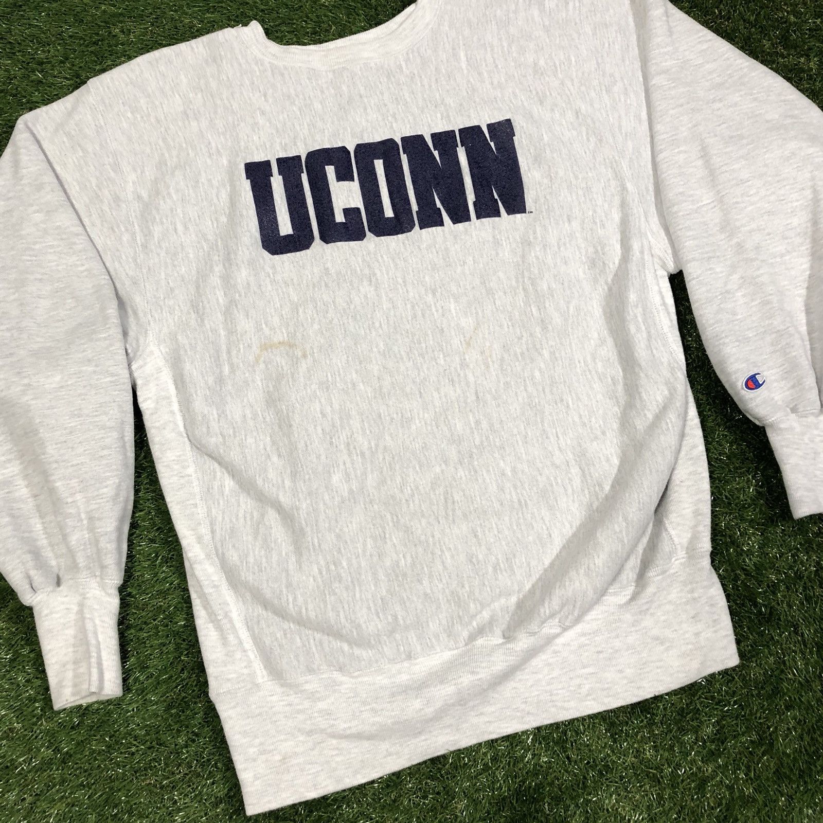 Champion × Uconn × Vintage Vintage 90 