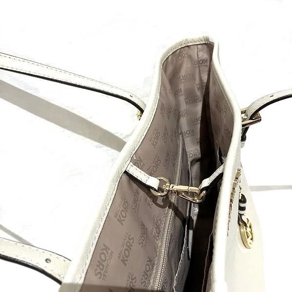 Michael Kors Michael Kors Michael Kors Leather White Tote Bag Leather Tote Bag in Great Condition Size ONE SIZE - 4 Thumbnail