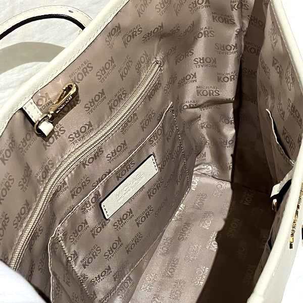 Michael Kors Michael Kors Michael Kors Leather White Tote Bag Leather Tote Bag in Great Condition Size ONE SIZE - 6 Thumbnail