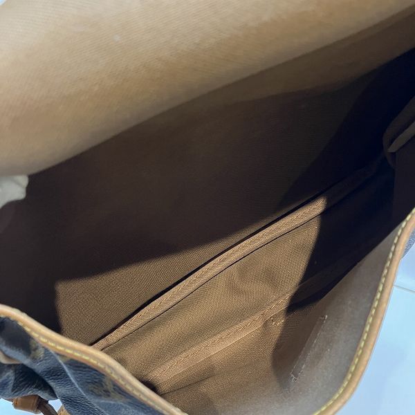 Louis Vuitton Louis Vuitton Louis Vuitton Monogram Saumur Shoulder Bag M42256 Canvas Shoulder Bag M42256 in Good Condition Size ONE SIZE - 6 Thumbnail