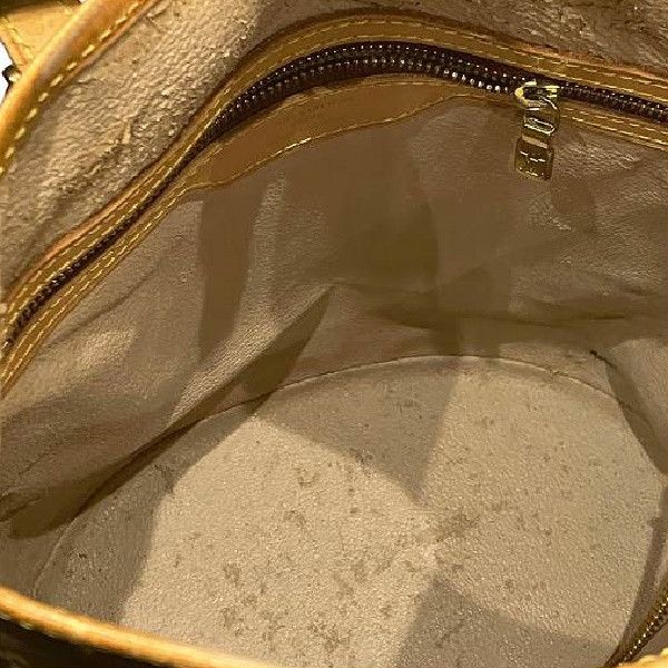 Louis Vuitton Louis Vuitton Louis Vuitton Monogram Petit Bucket Tote Bag M42238 Canvas Tote Bag M42238 in Fair Condition Size ONE SIZE - 6 Thumbnail