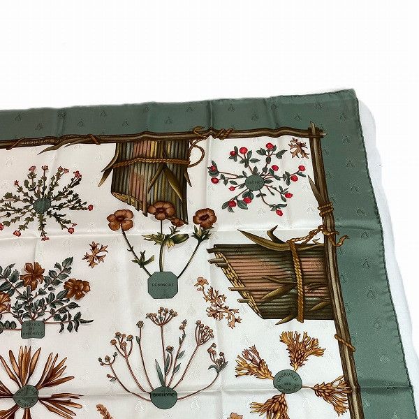 Hermes Hermes Hermes 100% Silk 90cm Carre 90 Gavarnie Pressed Flower Scarf Canvas Scarf in Great Condition Size ONE SIZE - 7 Thumbnail
