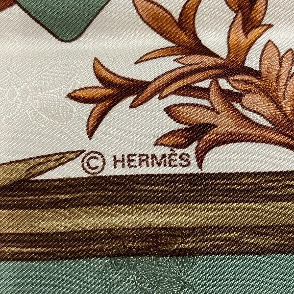 Hermes Hermes Hermes 100% Silk 90cm Carre 90 Gavarnie Pressed Flower Scarf Canvas Scarf in Great Condition Size ONE SIZE - 5 Thumbnail