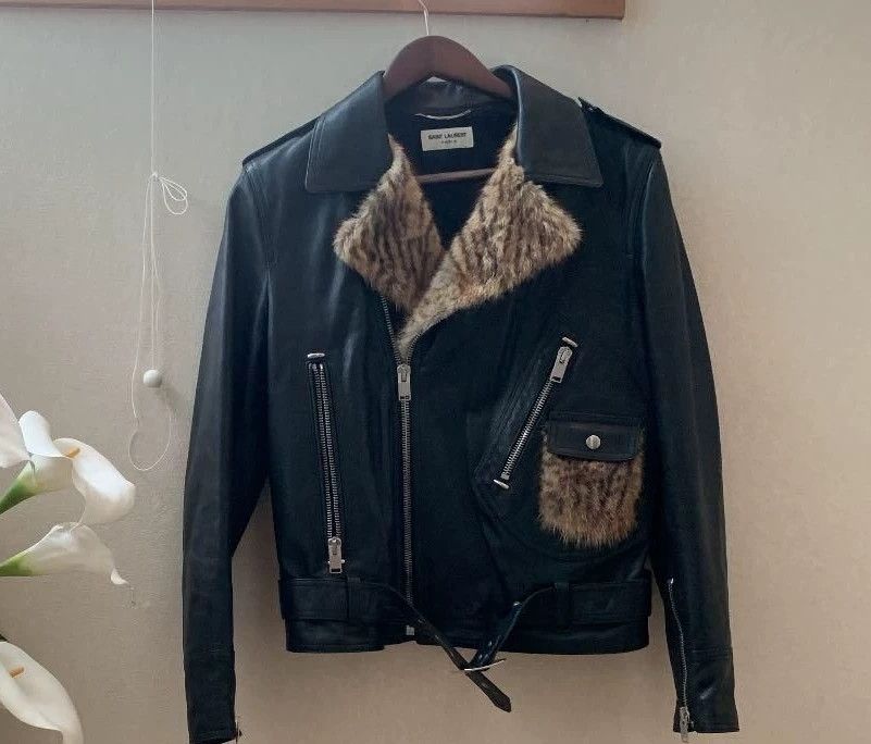 Saint Laurent Paris Saint Laurent Paris Fur patchwork leather jacket Size US M / EU 48-50 / 2 - 2 Thumbnail