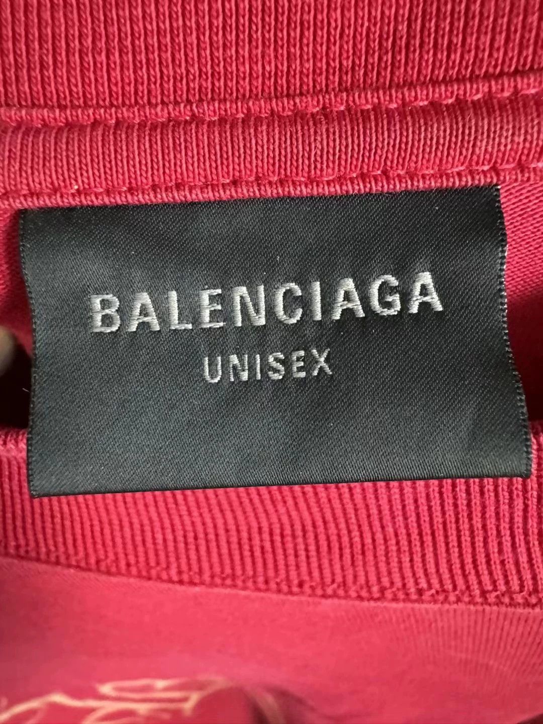 Balenciaga Balenciaga red Sanskrit short sleeved shirt Size US M / EU 48-50 / 2 - 3 Thumbnail