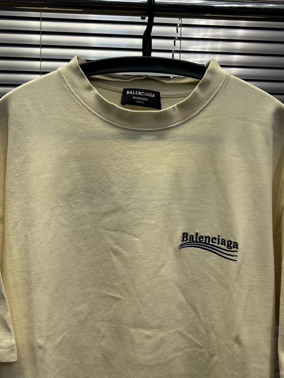 Balenciaga Balenciaga classic hot selling product with embroidered letter logo in front and back, cola beige short sleeved shirt Size US L / EU 52-54 / 3 - 3 Thumbnail