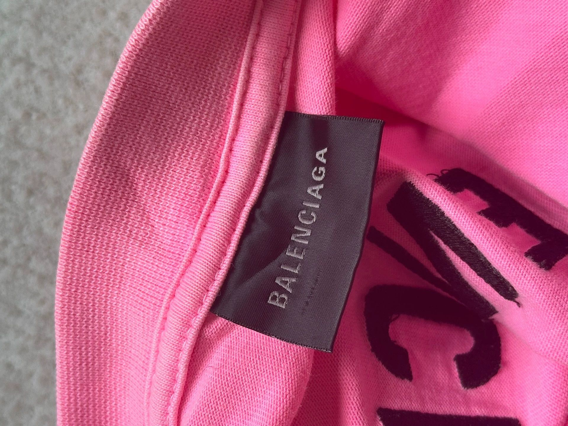 Balenciaga Balenciaga pink tee Size US L / EU 52-54 / 3 - 4 Thumbnail