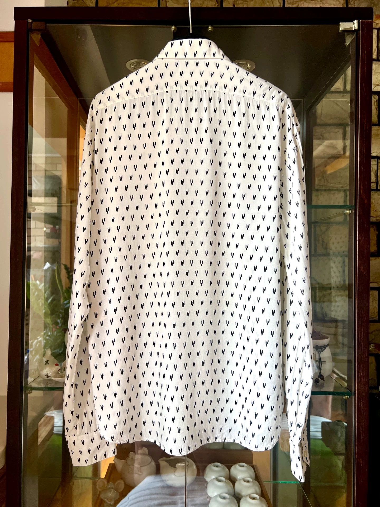 Saint Laurent Paris Saint Laurent Paris Lightning silk shirt Size US M / EU 48-50 / 2 - 5 Thumbnail