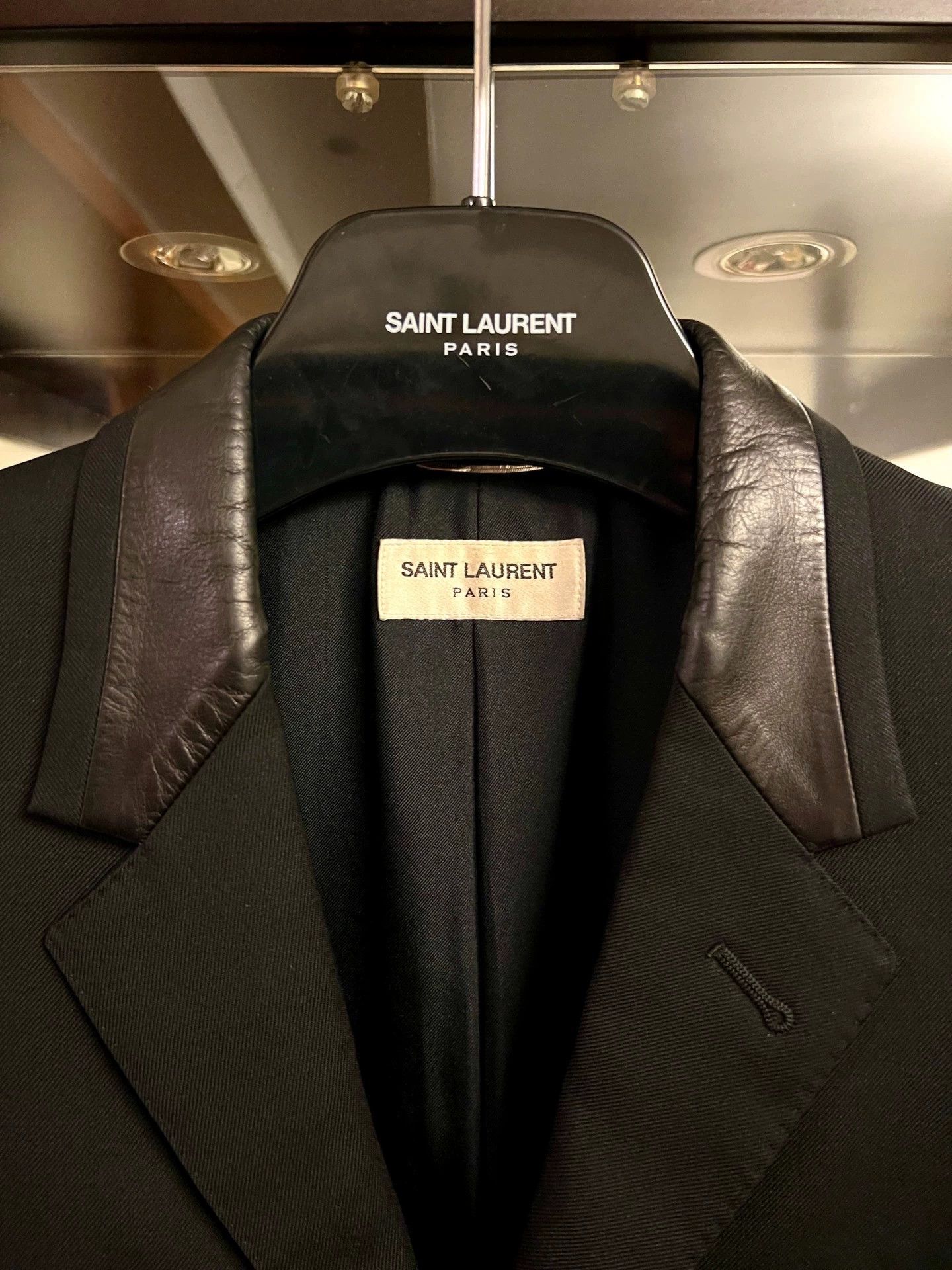 Saint Laurent Paris Saint Laurent Paris Three button suit Size US S / EU 44-46 / 1 - 2 Thumbnail