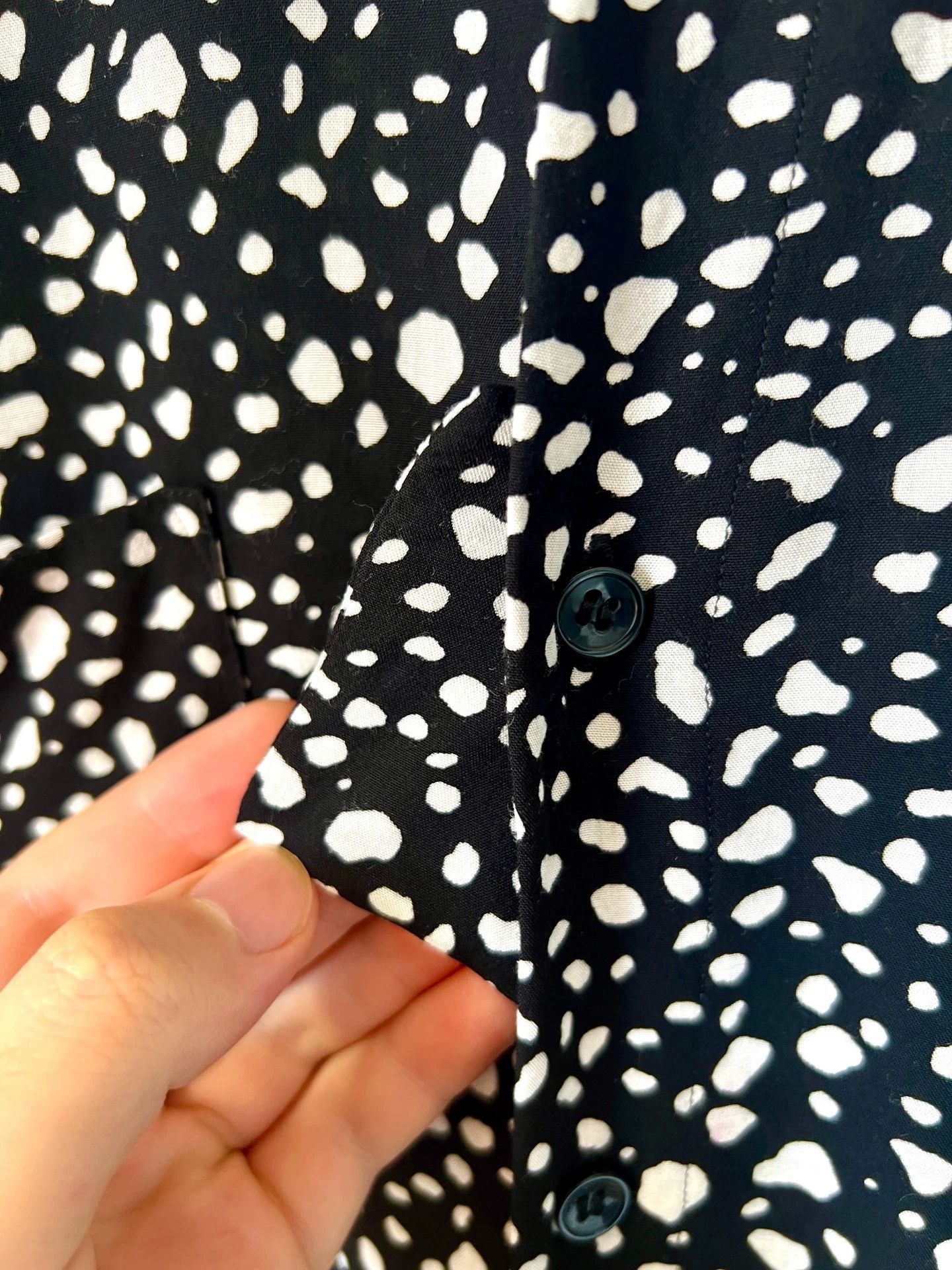 Saint Laurent Paris Saint Laurent Paris Silk shirt Size US S / EU 44-46 / 1 - 6 Thumbnail