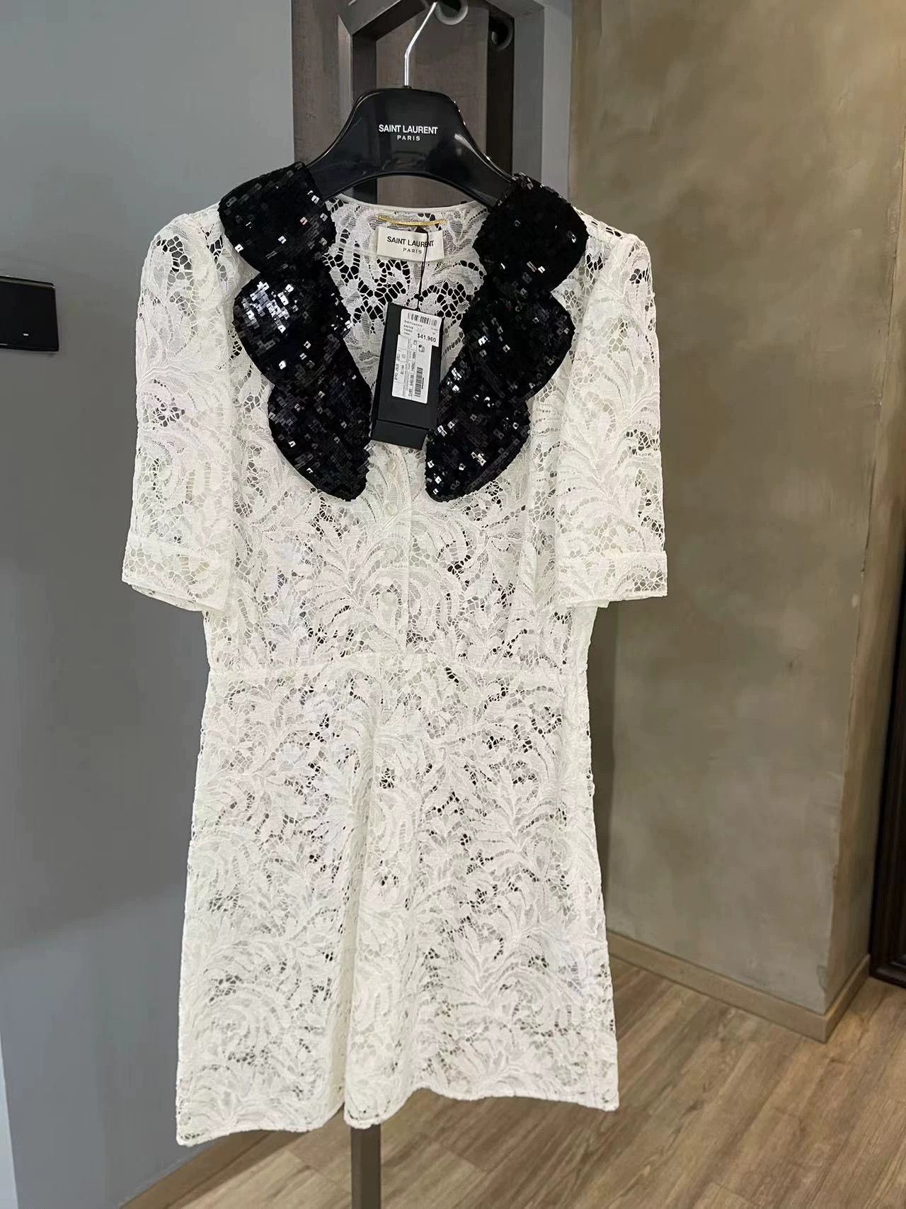 Saint Laurent Paris Saint Laurent Paris Lace dress Size US 38 / EU 54 - 5 Thumbnail