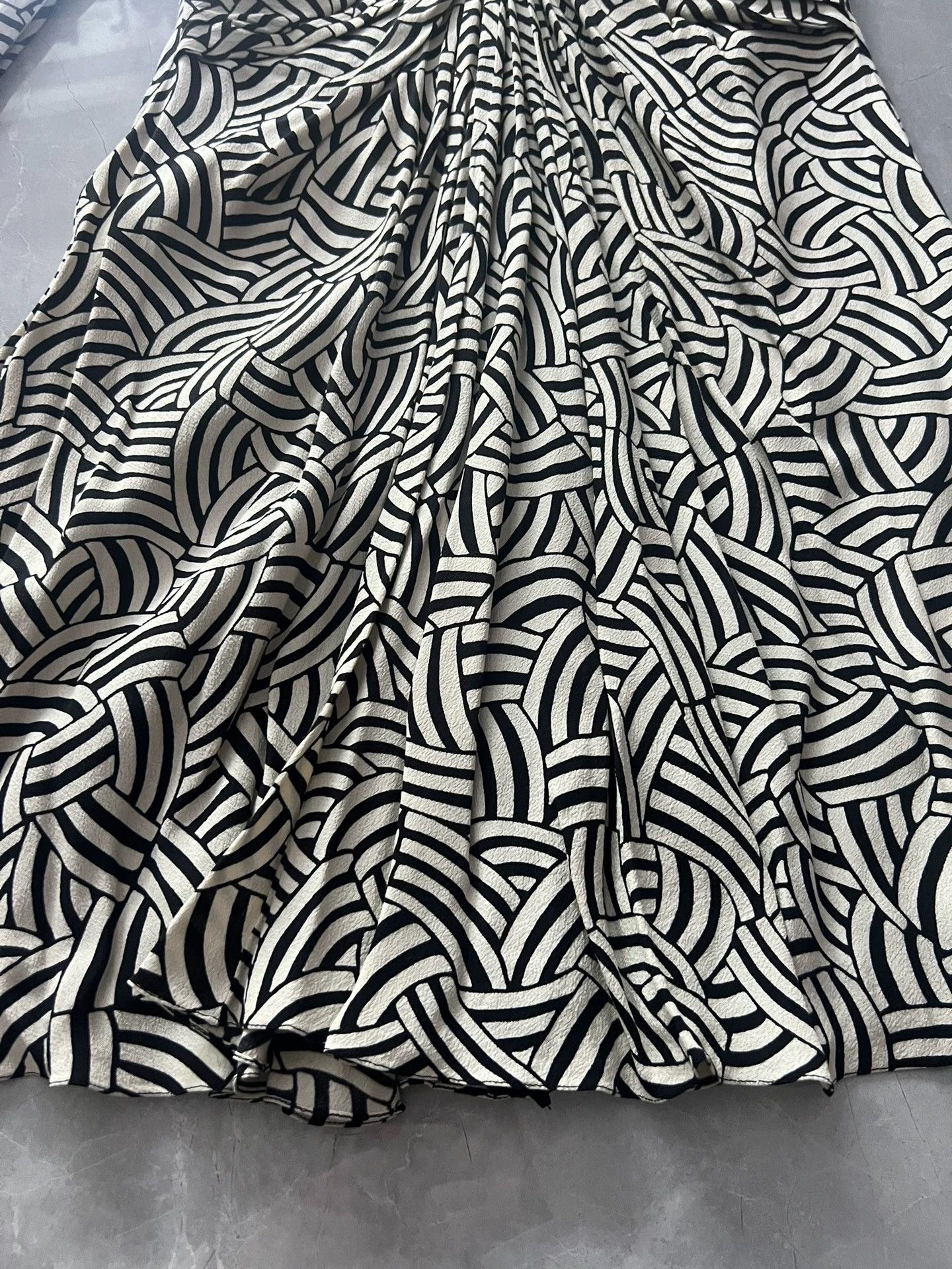 Saint Laurent Paris Saint Laurent Paris Evening gown Size US 30 / EU 46 - 2 Thumbnail