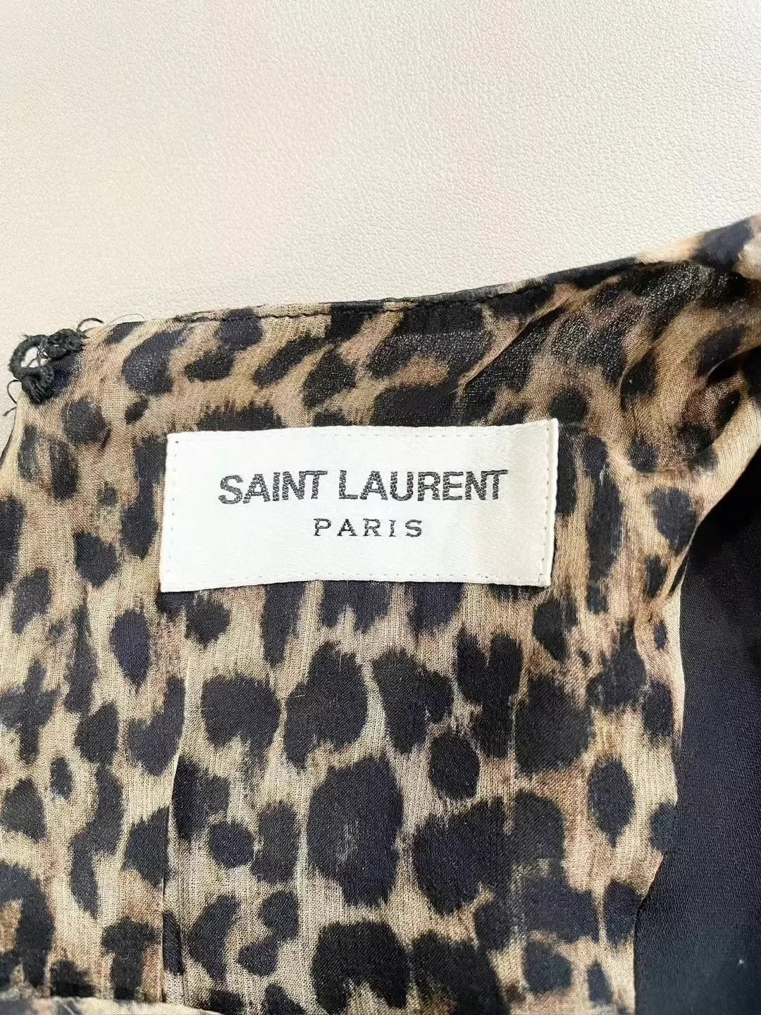 Saint Laurent Paris Saint Laurent Paris Leopard print silk dress Size US 34 / EU 50 - 5 Thumbnail