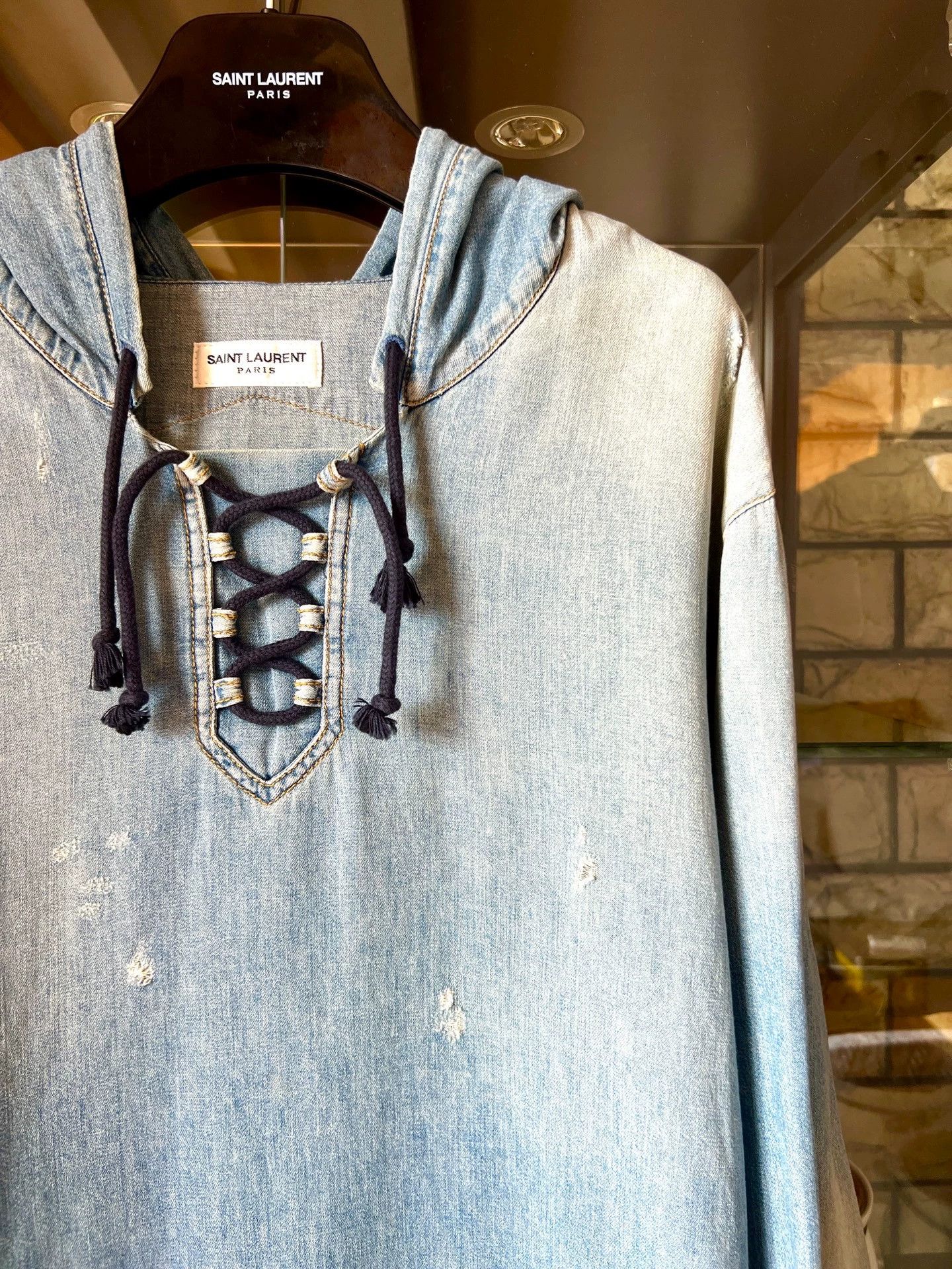 Saint Laurent Paris Saint Laurent Paris Light blue denim shirt Size US M / EU 48-50 / 2 - 2 Thumbnail