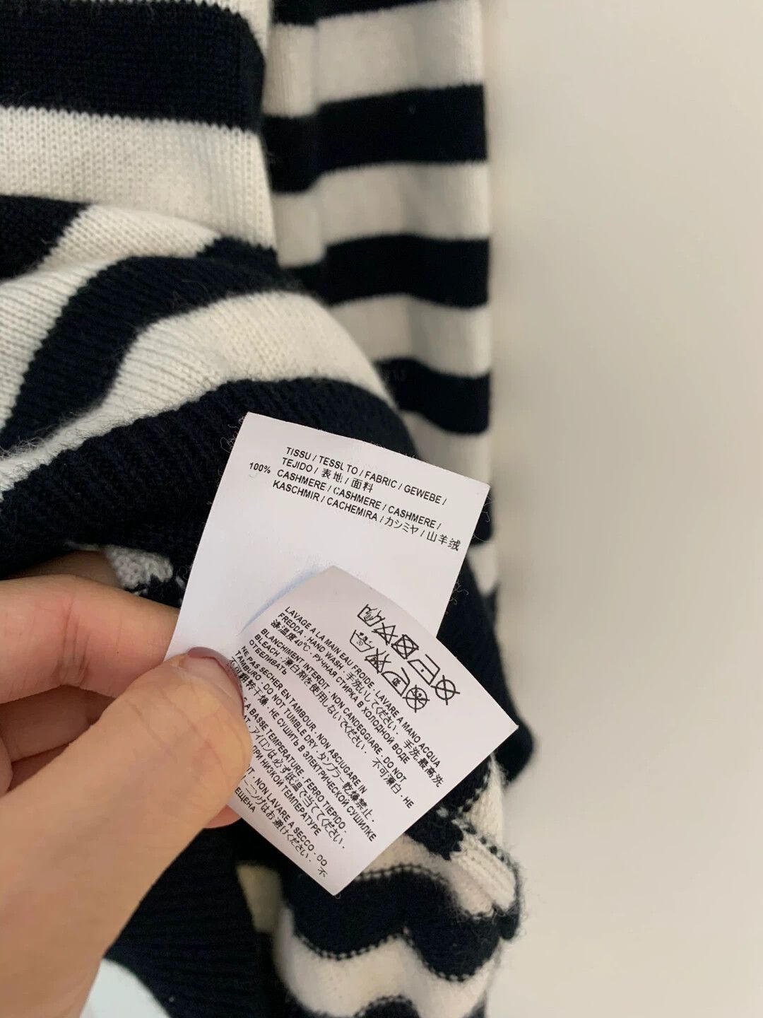 Saint Laurent Paris Saint Laurent Paris Cashmere sweater Size US S / EU 44-46 / 1 - 6 Thumbnail