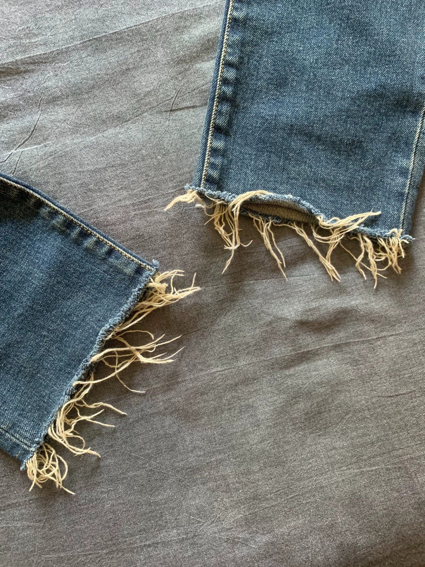 Saint Laurent Paris Saint Laurent Paris Washed fringed jeans Size US 32 / EU 48 - 4 Thumbnail